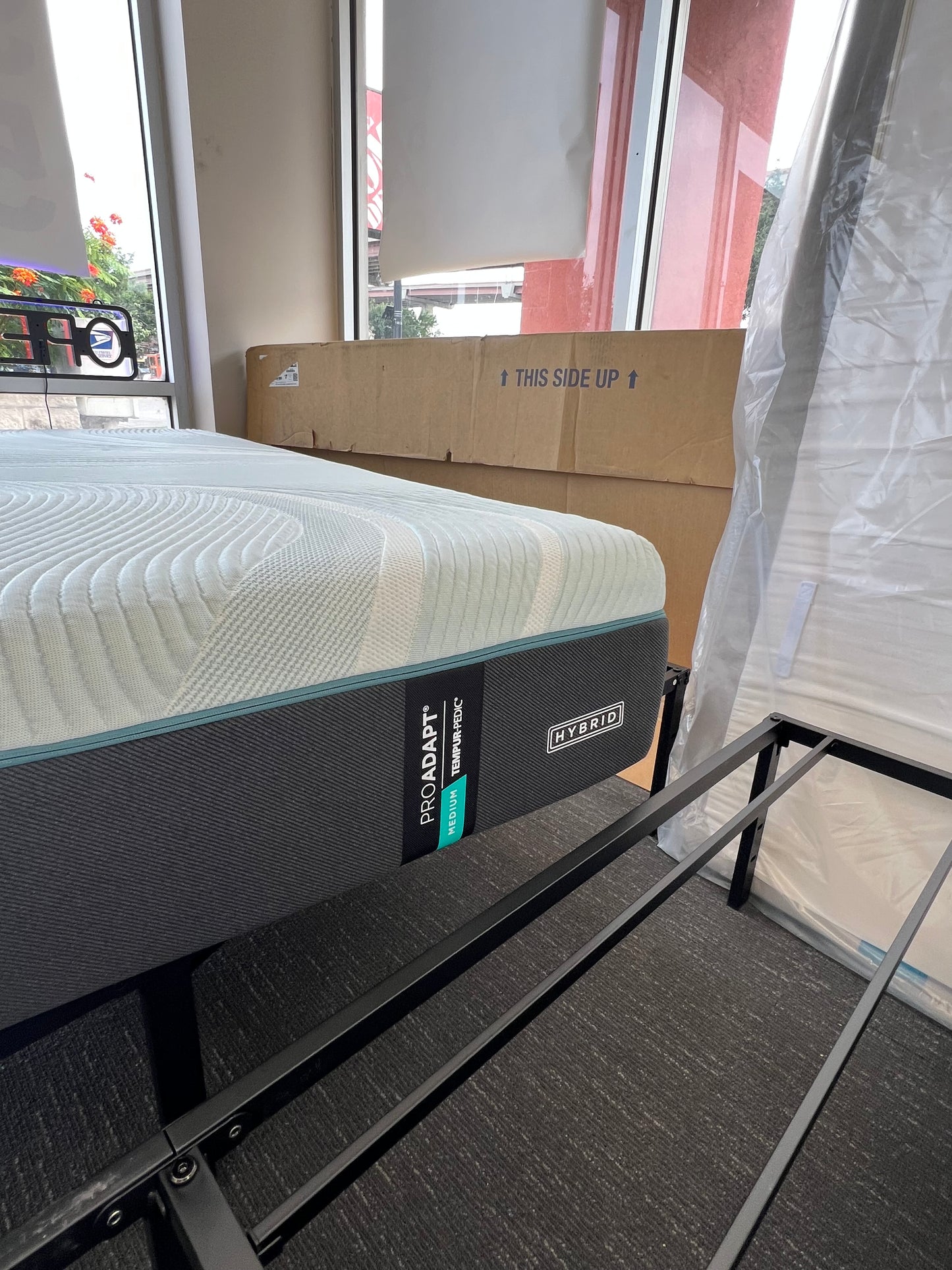 Tempur-Pedic ProAdapt® 2.0 Medium Hybrid king size Mattress & Delivery