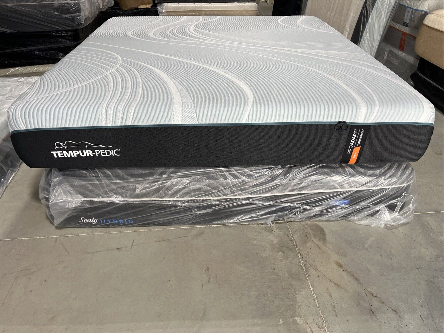 Colchón Tempurpedic ProAdapt 2.0 Firme tamaño king, nuevo y sellado, 2024, $4099 (Envío gratis)