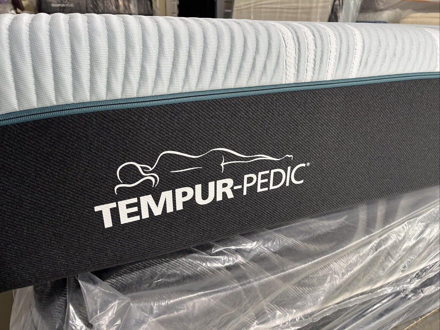 Colchón Tempurpedic ProAdapt 2.0 Firme tamaño king, nuevo y sellado, 2024, $4099 (Envío gratis)