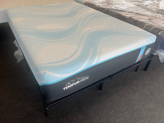 Tempur-Pedic LuxeBreeze 2.0 Queen Mattress + Ergo ProSmart Adjustable Base