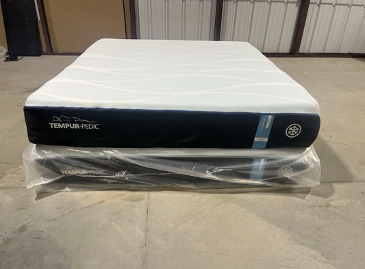 Tempur-Pedic LuxeBreeze 1.0 Soft Queen Mattress – Last Year’s Model