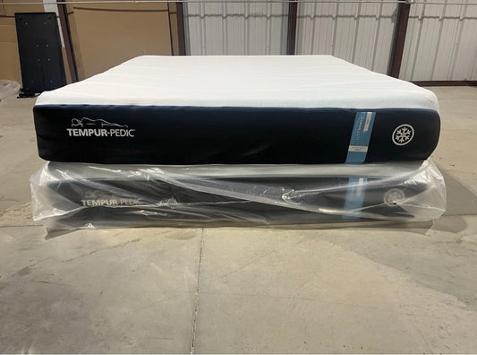 Tempur-Pedic LuxeBreeze 1.0 Soft Queen Mattress – Last Year’s Model