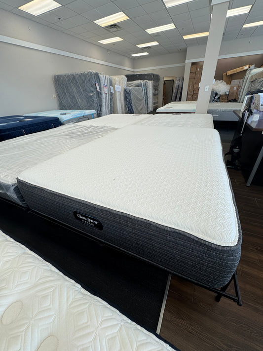 Beautyrest Hybrid Queen Mattress